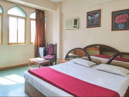 Hotel Al Saudia Mumbai  Buitenkant foto